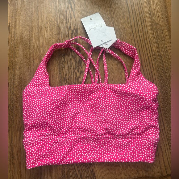 Buffbunny Collection Tops - NWT Buffbunny Revolution Sports Bra - Miami Bossy Print